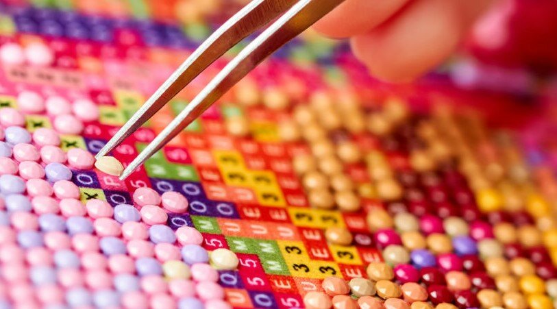 Diamond painting